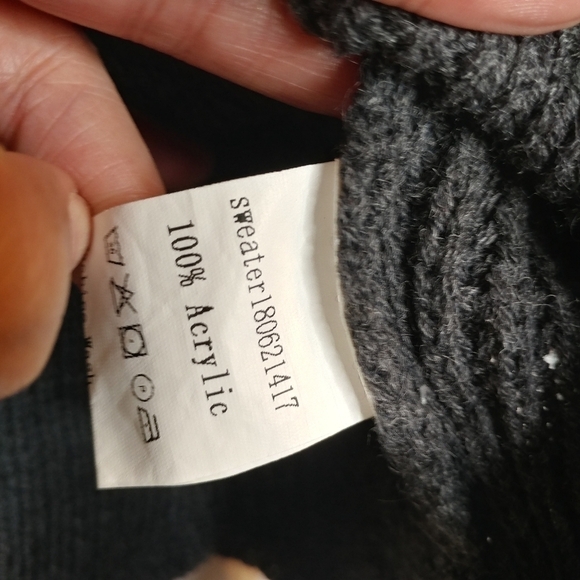 SHEIN Grey Scalloped Hem Knit Sweater - Picture 10 of 11